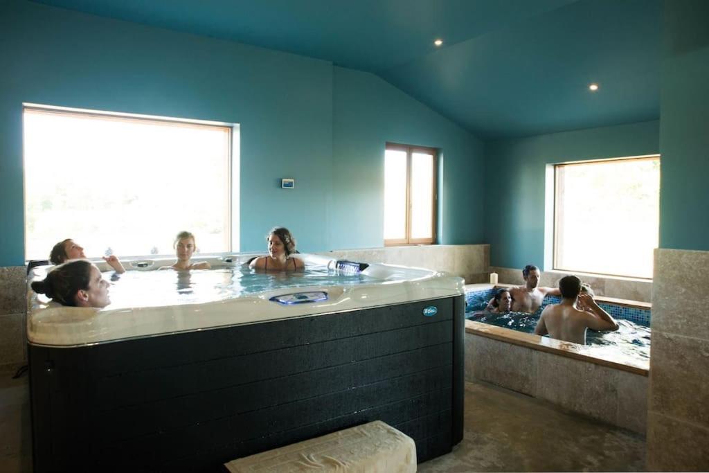 Bastide Des Tourelles Pour 20 Pers. Piscine & Spa Marzens Kültér fotó